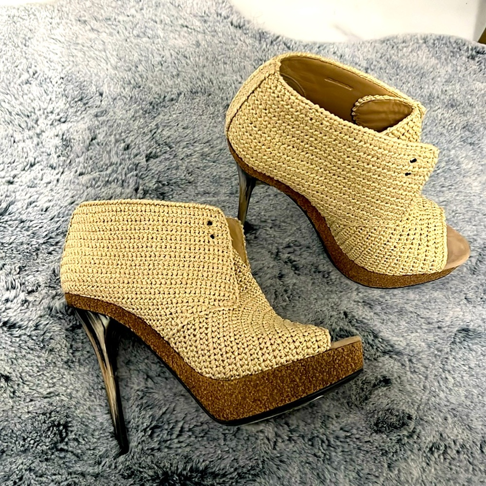 Burberry prorsum booties